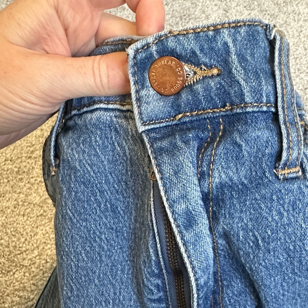 Universal Thread Blue Straight Leg Jeans with Embroidery - Picture 5 of 8